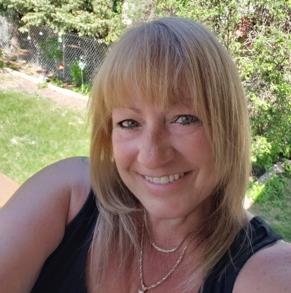 Meet your Posher, Linda